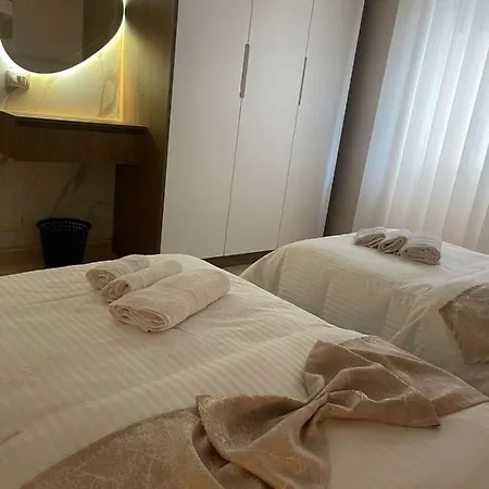 Kejsi Apartment *